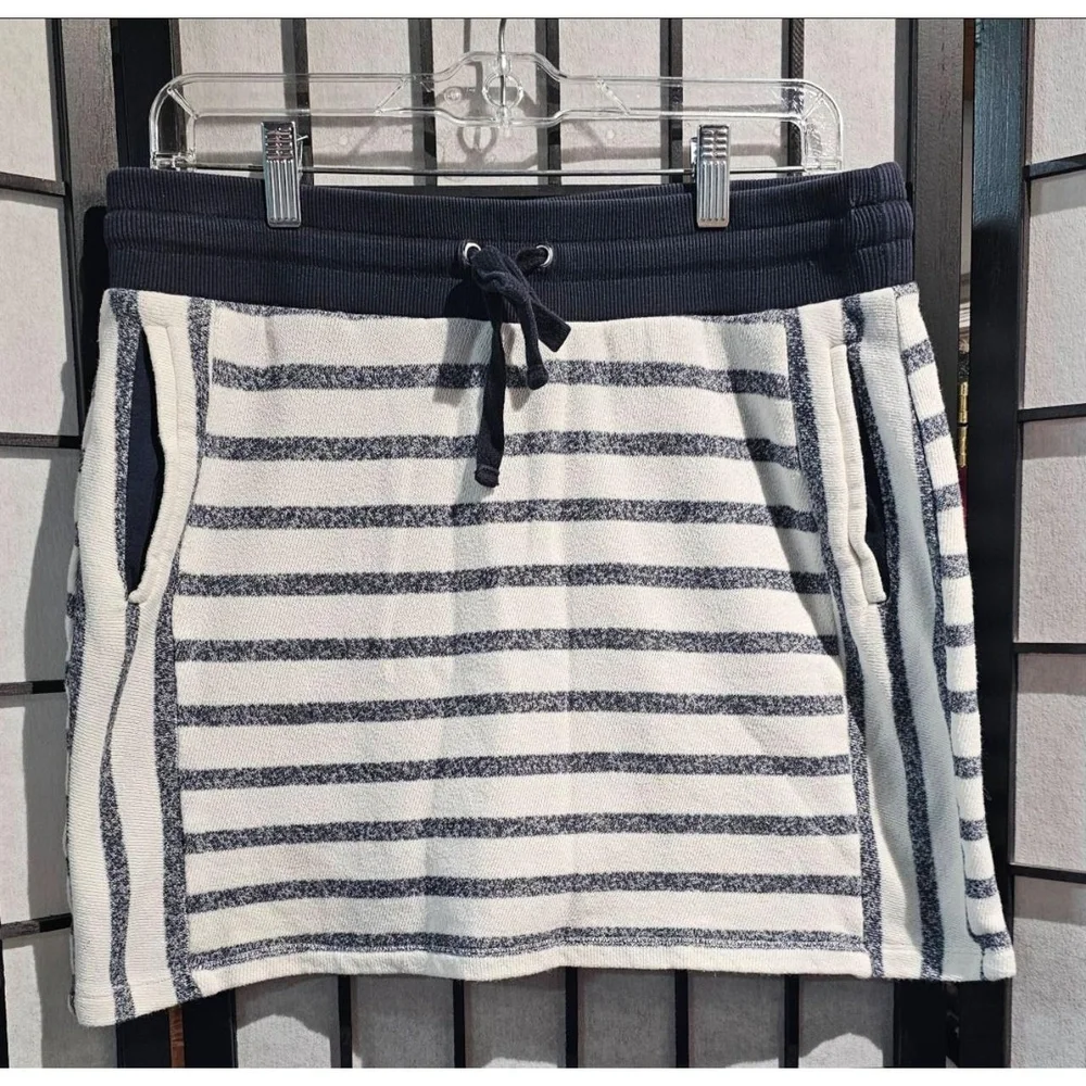 JONES NEW YORK Womens Skort Size M Navy Blue‎ White Striped Built-in Shorts